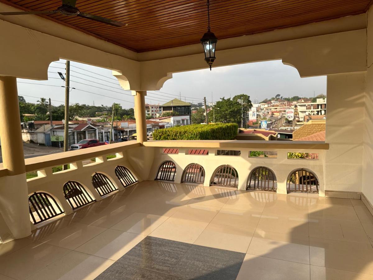 D Barfi Guesthouse, Excellent Location Kumasi Dış mekan fotoğraf